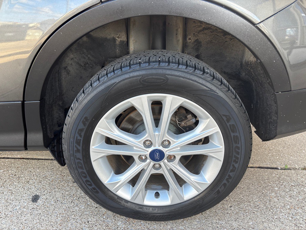 2017 Ford Escape Image 10