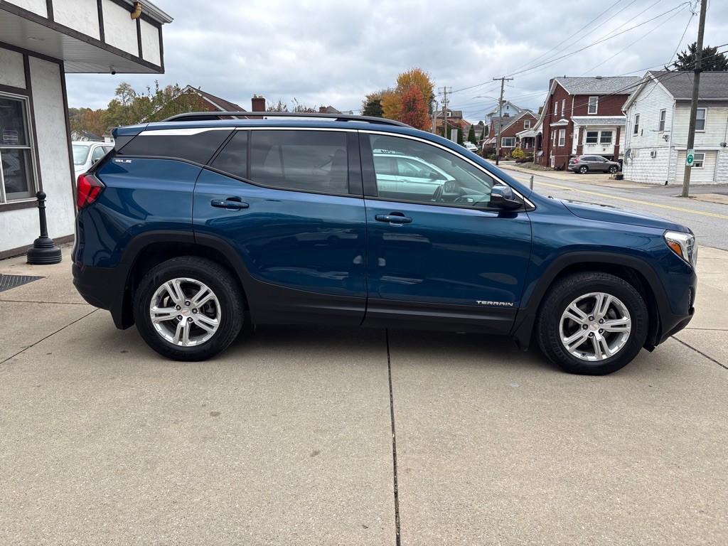 2020 GMC Terrain Image 6