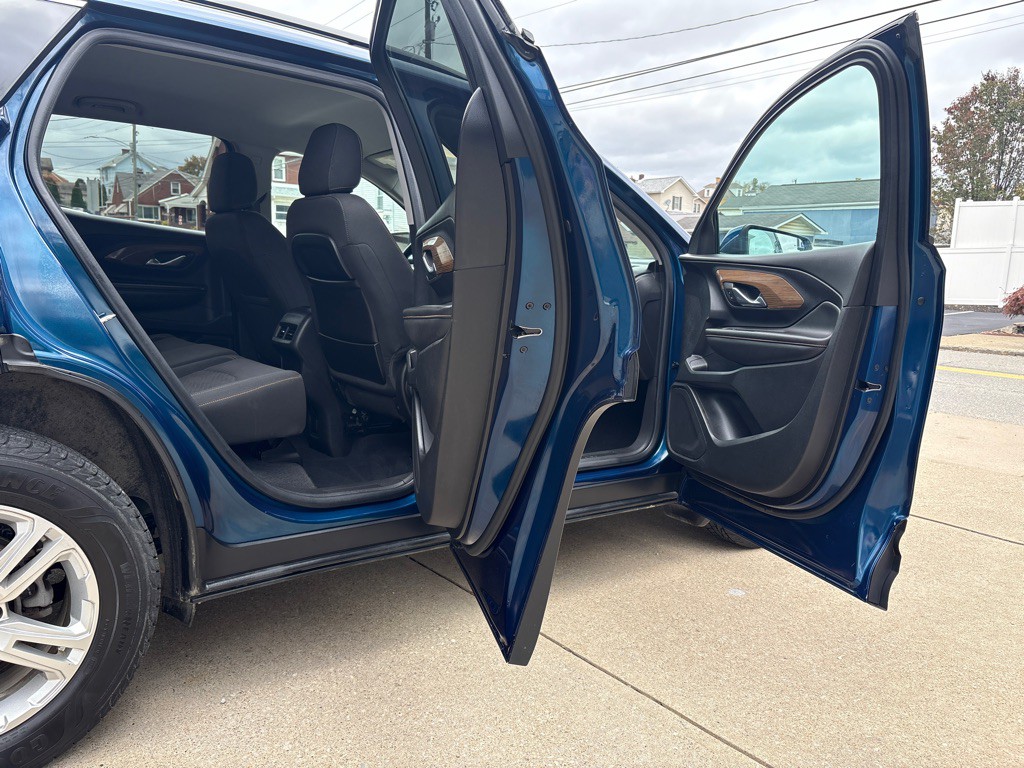 2020 GMC Terrain Image 13