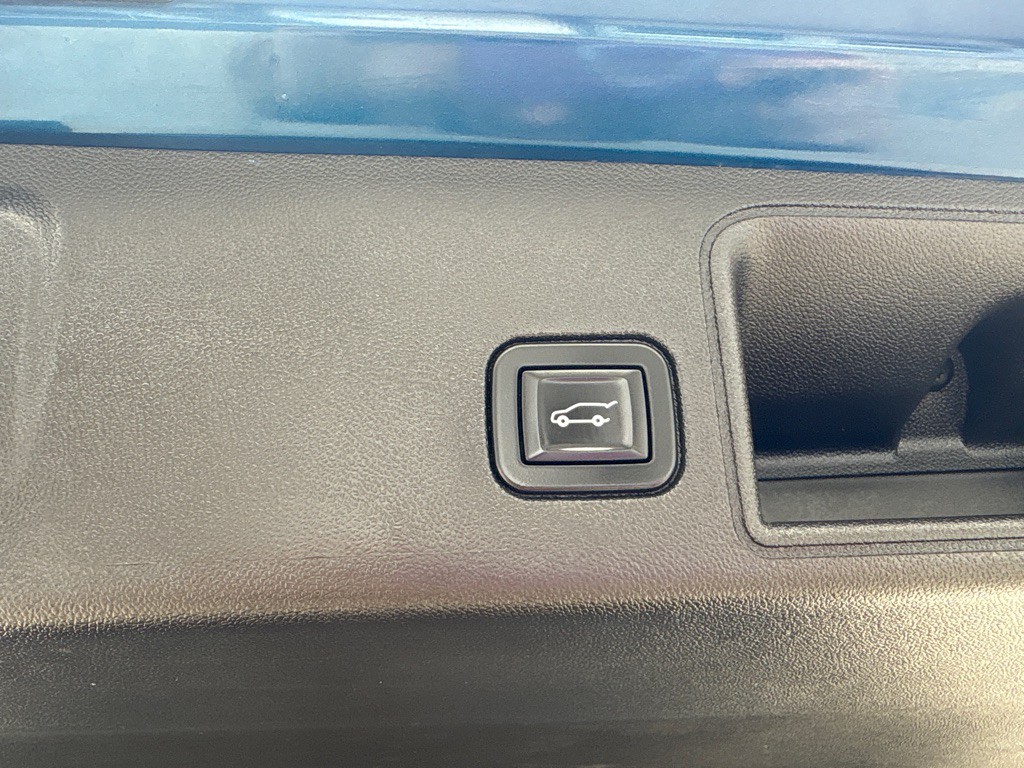 2020 GMC Terrain Image 19