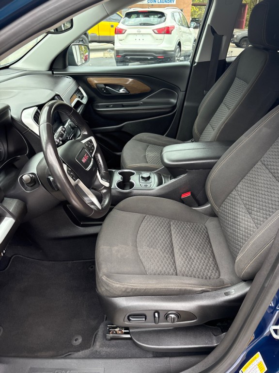2020 GMC Terrain Image 21