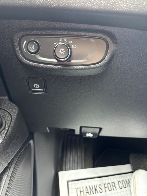 2020 GMC Terrain Image 30