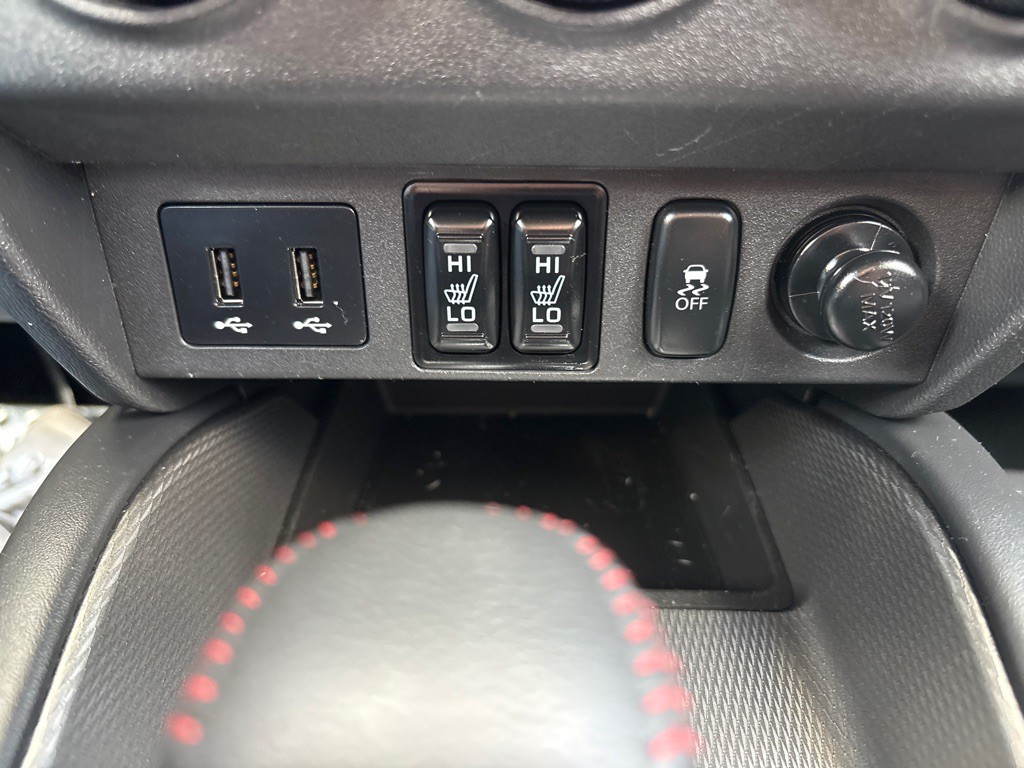 2019 Mitsubishi Outlander Image 32