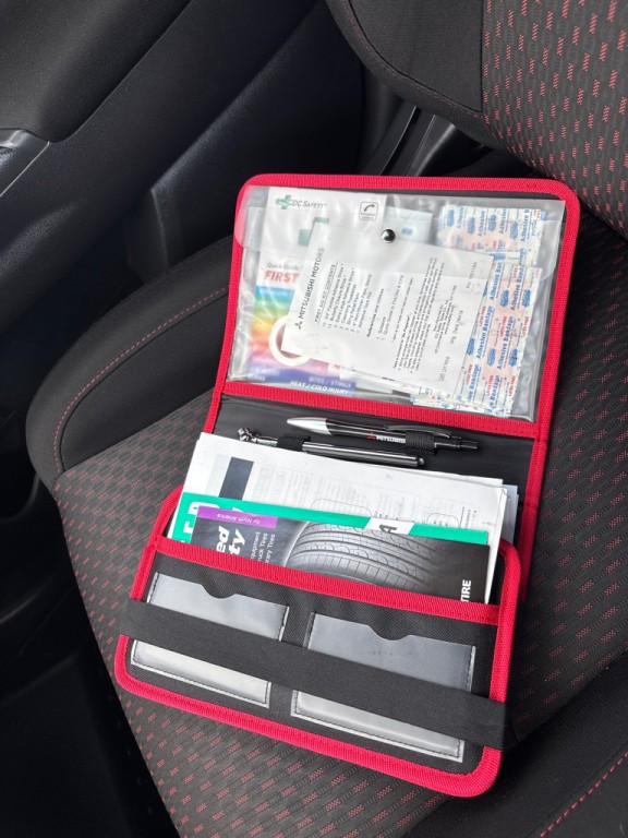 2019 Mitsubishi Outlander Image 38