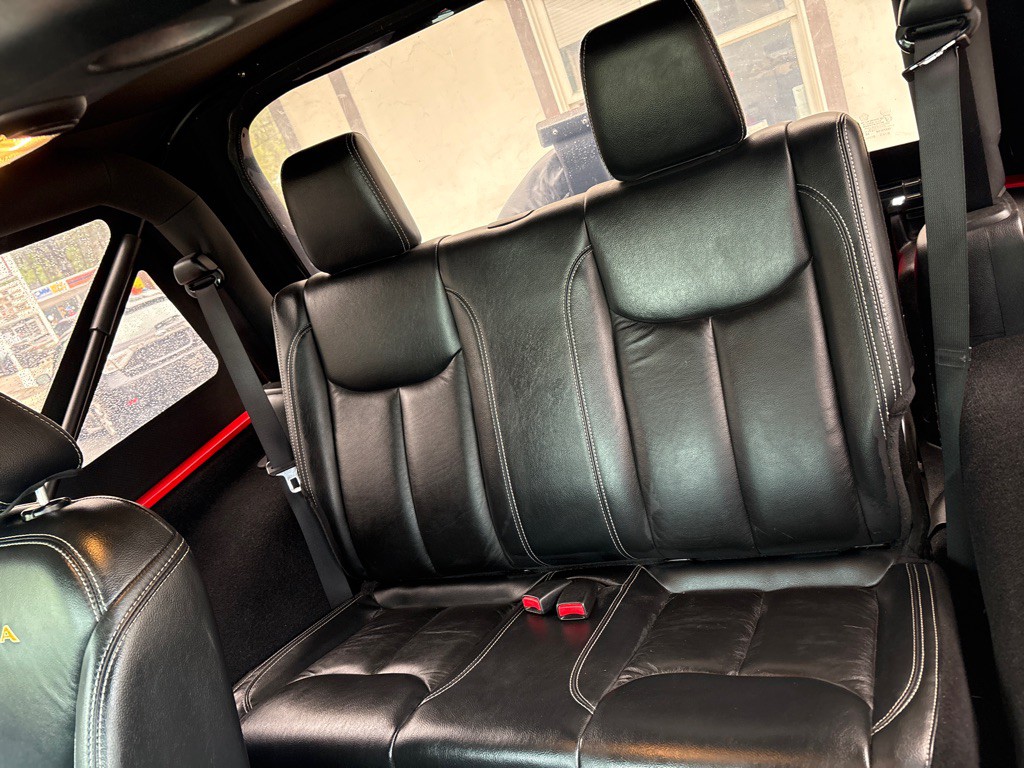 2013 Jeep Wrangler Image 20