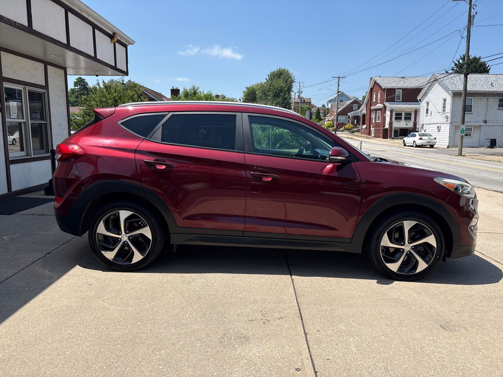 2016 Hyundai Tucson Image 6
