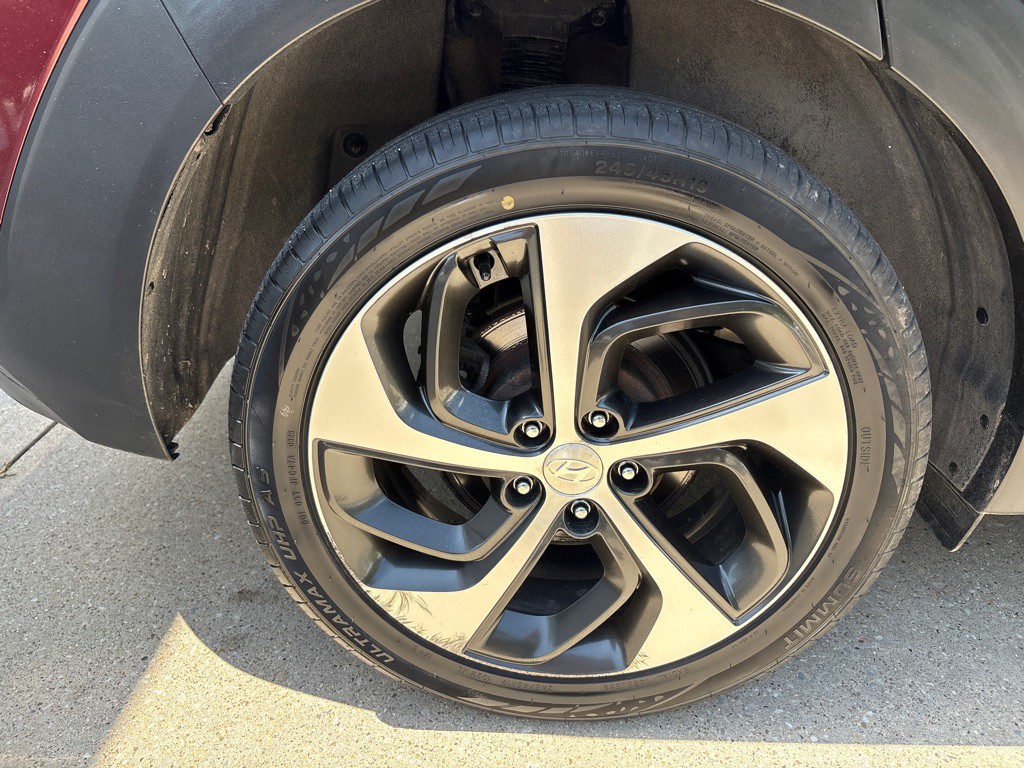 2016 Hyundai Tucson Image 12