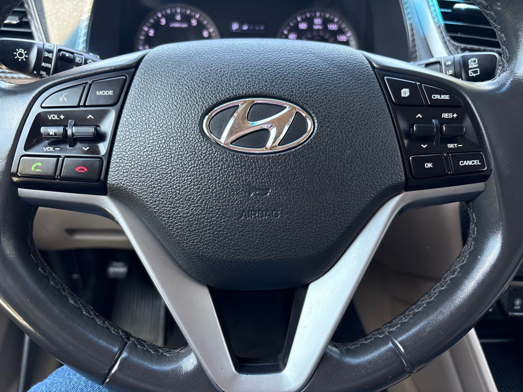 2016 Hyundai Tucson Image 30