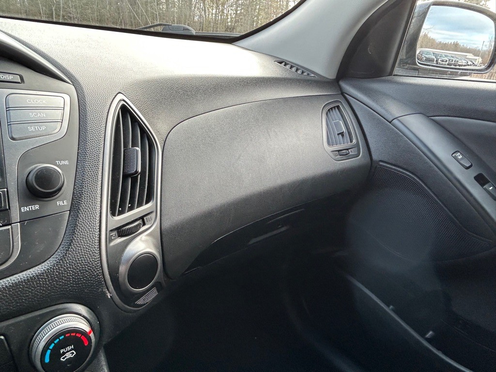 2015 Hyundai Tucson Image 7