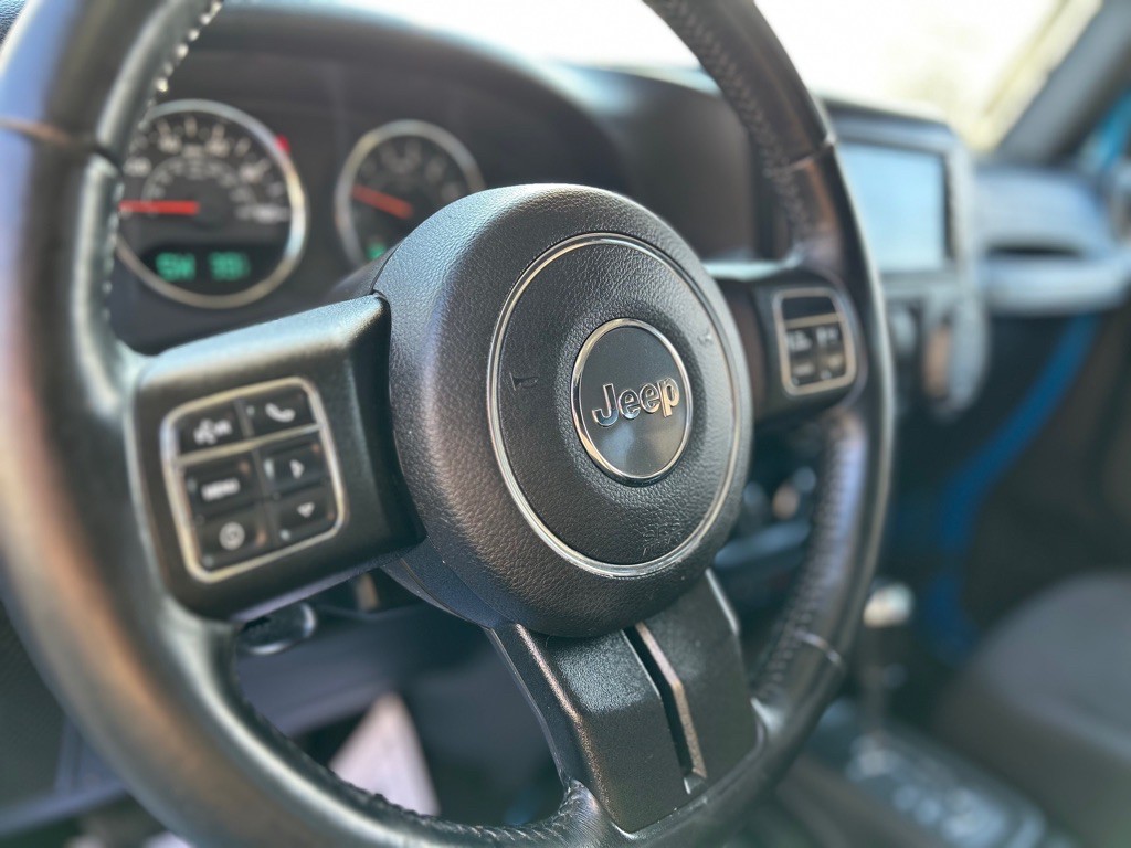 2015 Jeep Wrangler Image 9