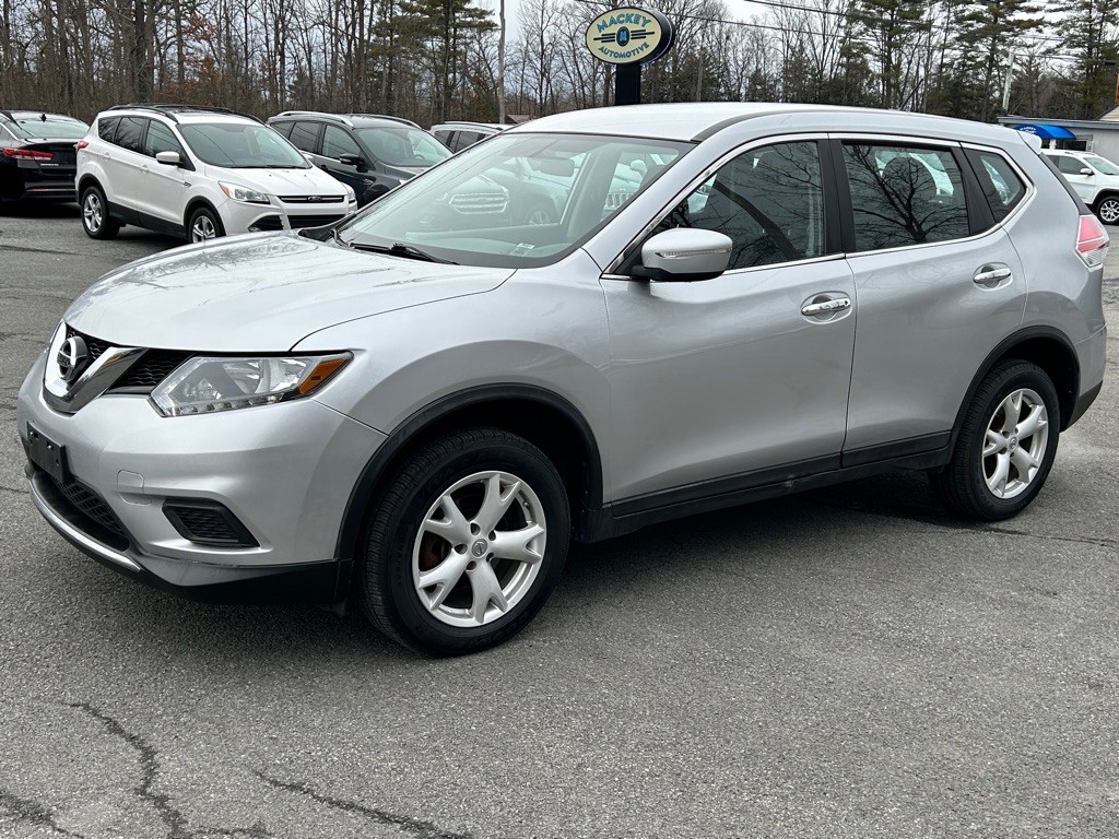 2015 Nissan Rogue Image 2