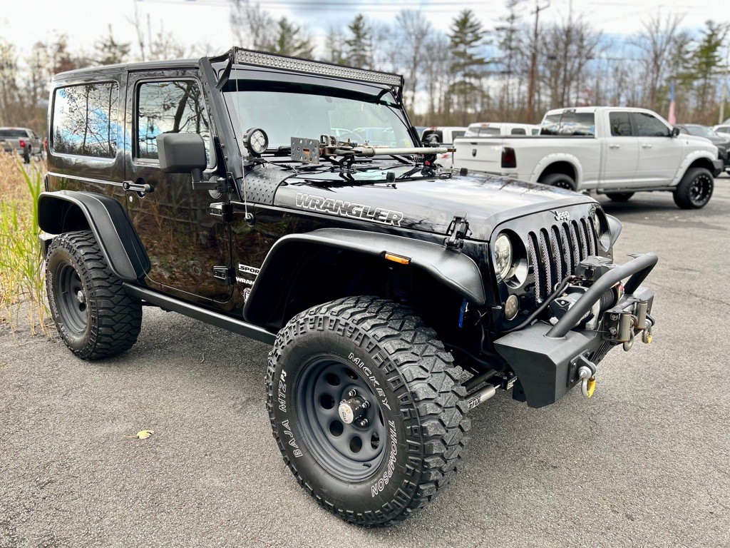 2013 Jeep Wrangler Image 2