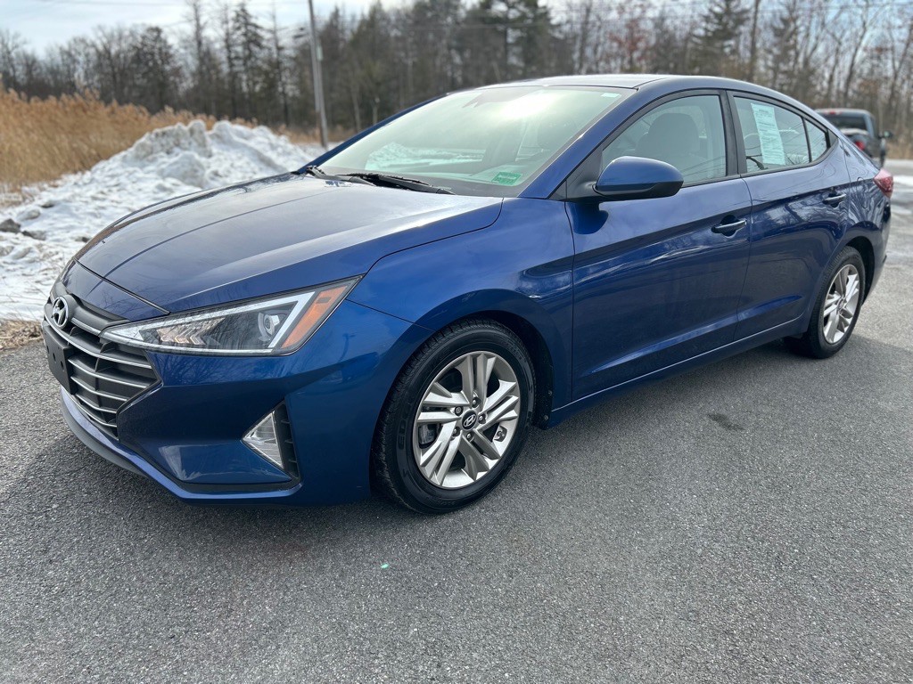 2019 Hyundai Elantra Image 2