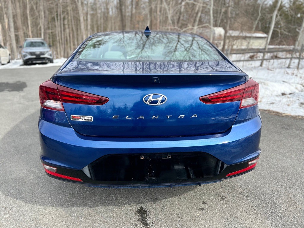 2019 Hyundai Elantra Image 5