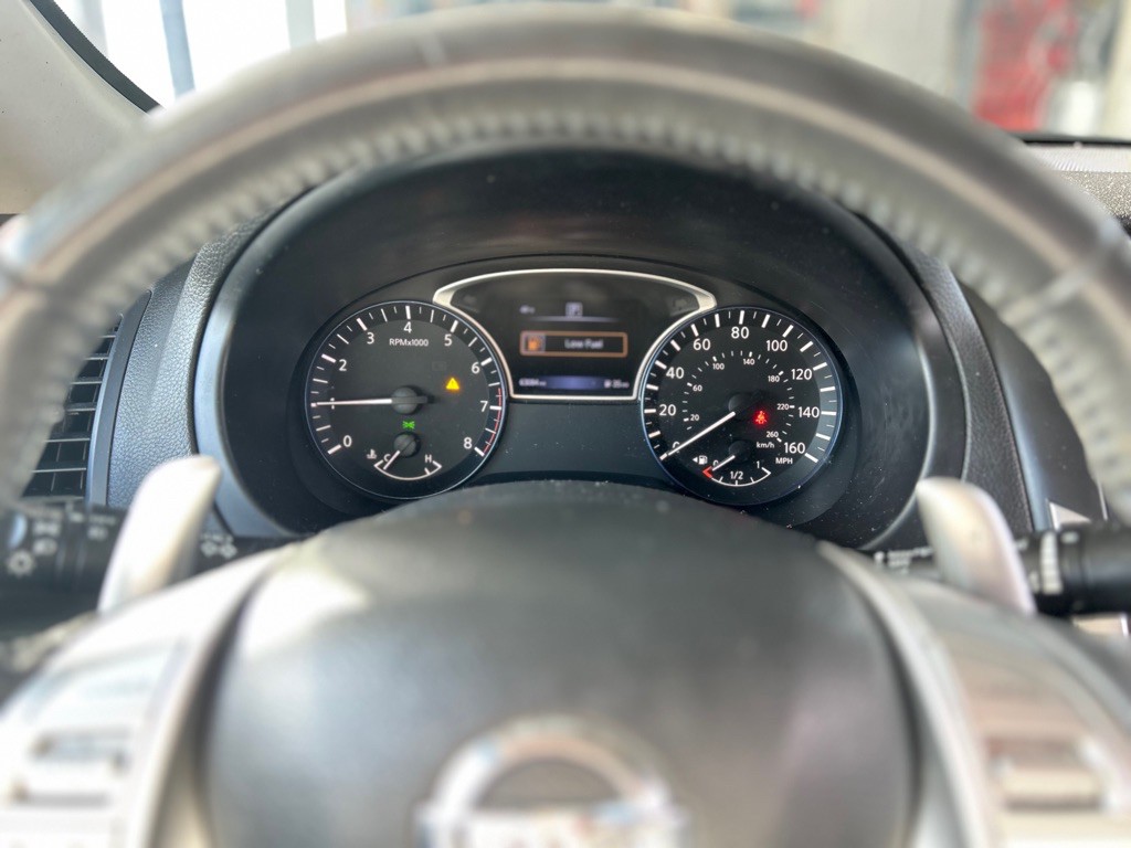 2017 Nissan Altima Image 5