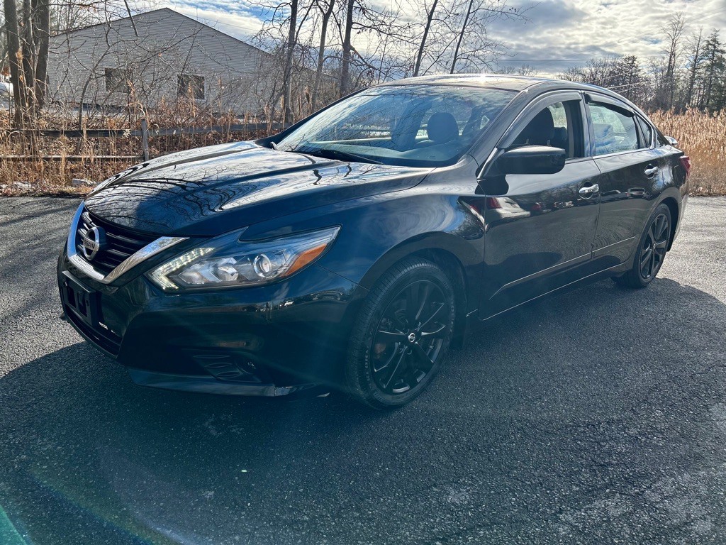 2017 Nissan Altima Image 12