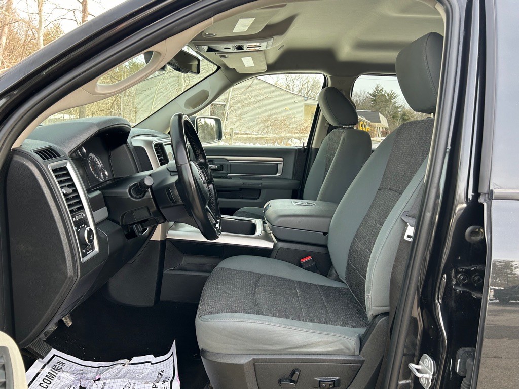 2018 RAM 1500 Image 9