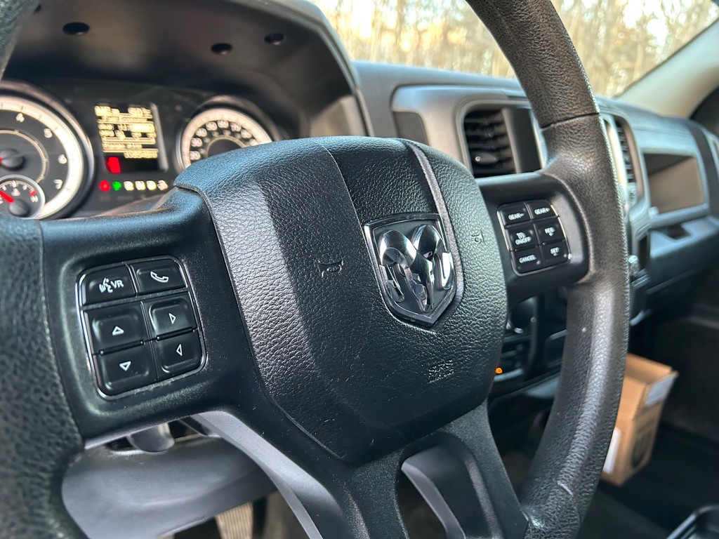 2016 RAM 1500 Image 7