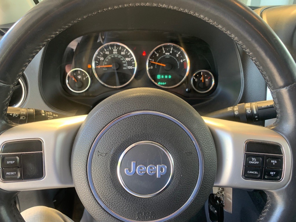 2015 Jeep Compass Image 6