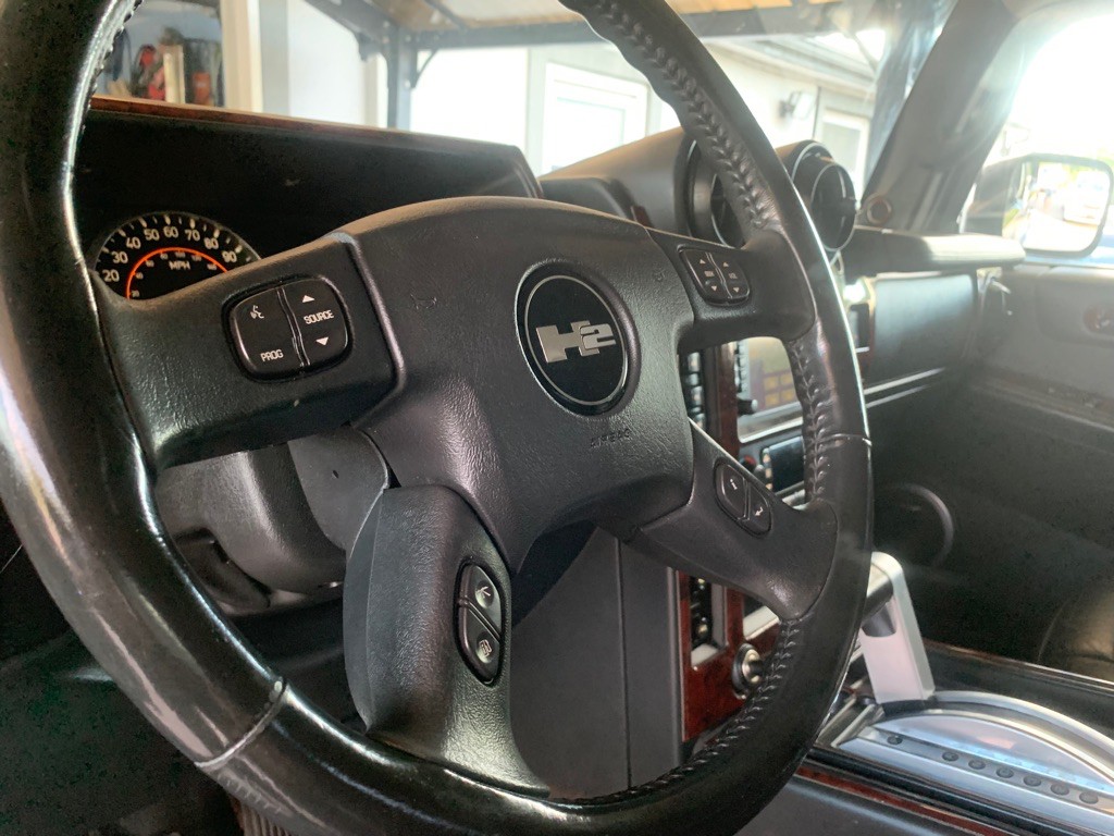 2005 HUMMER H2 Image 14