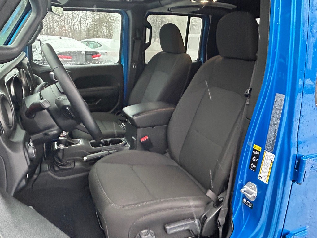 2021 Jeep Gladiator Image 8