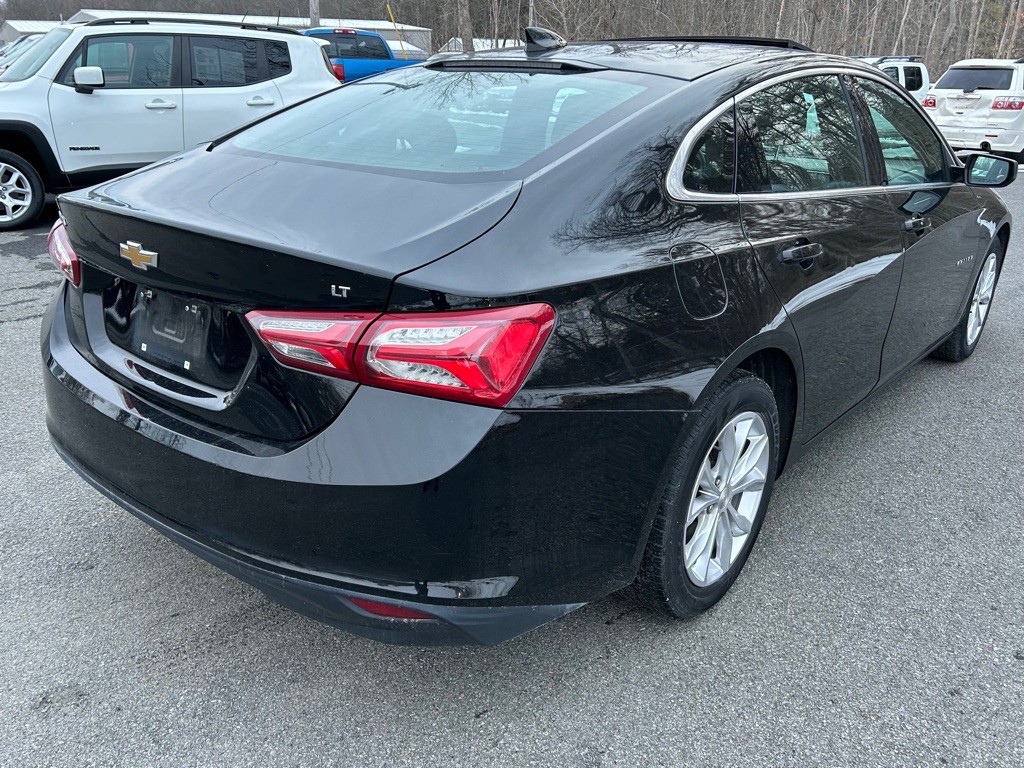 2021 Chevrolet Malibu Image 4