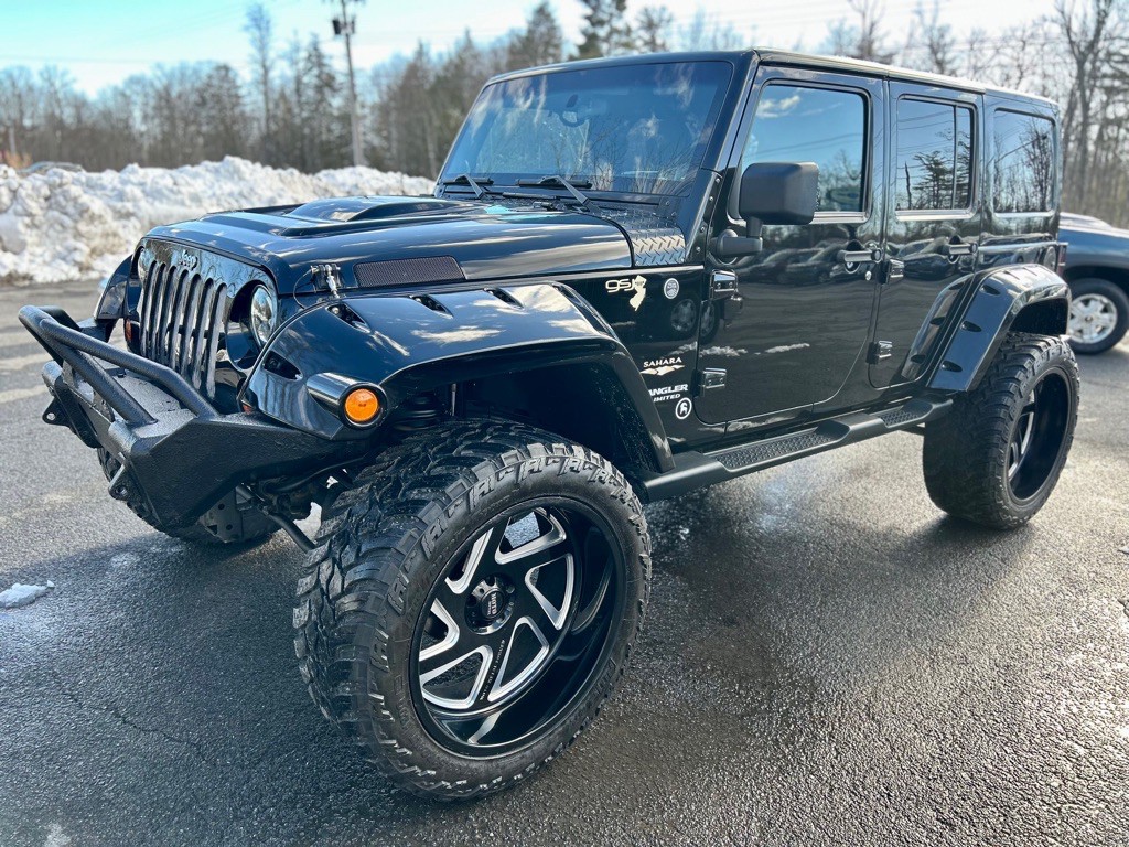 2012 Jeep Wrangler Unlimited Image 2