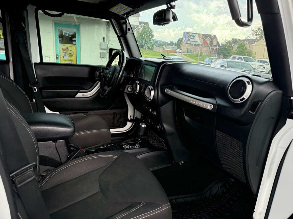 2016 Jeep Wrangler Unlimited Image 10