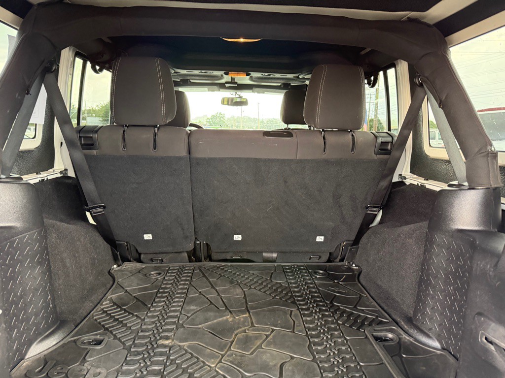 2016 Jeep Wrangler Unlimited Image 13