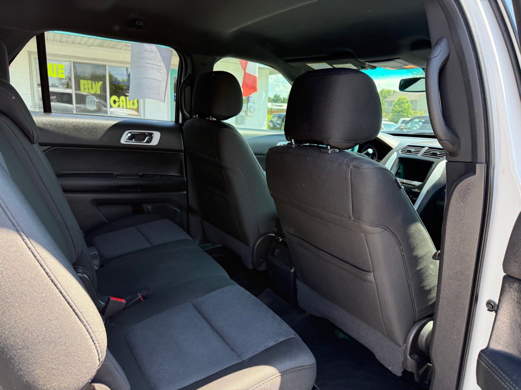 2015 Ford Explorer Image 11
