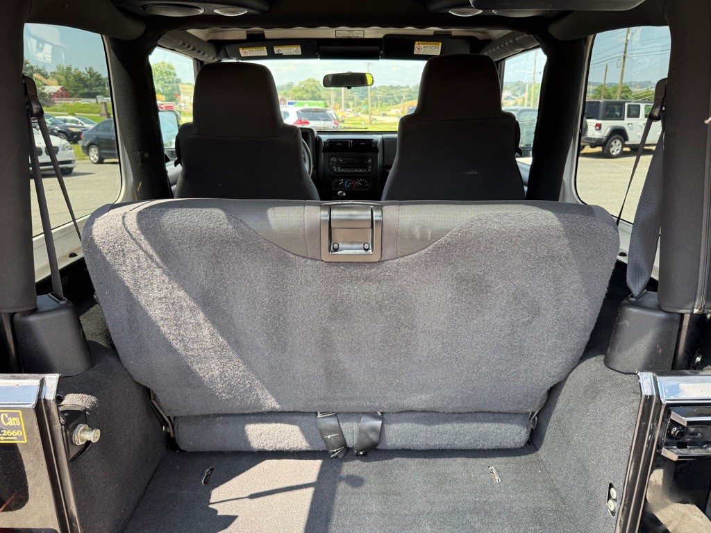 2006 Jeep Wrangler Image 11