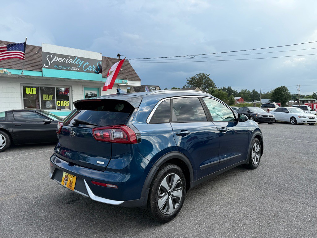 2017 Kia Niro Image 2