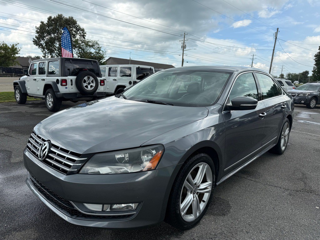 2013 Volkswagen Passat Image 5