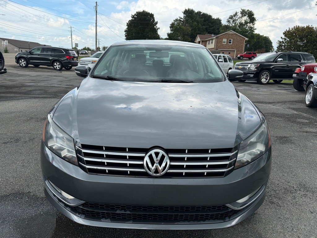 2013 Volkswagen Passat Image 6