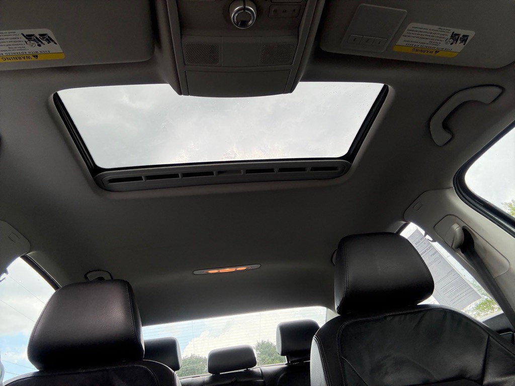 2013 Volkswagen Passat Image 13