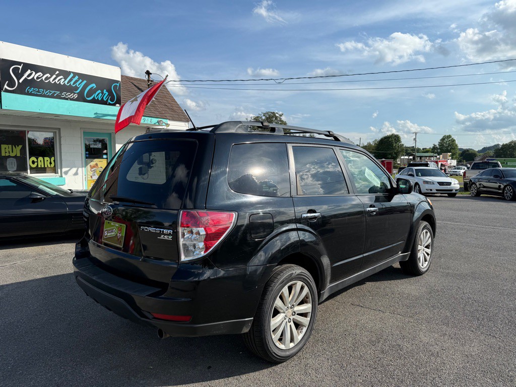 2011 Subaru Forester Image 2