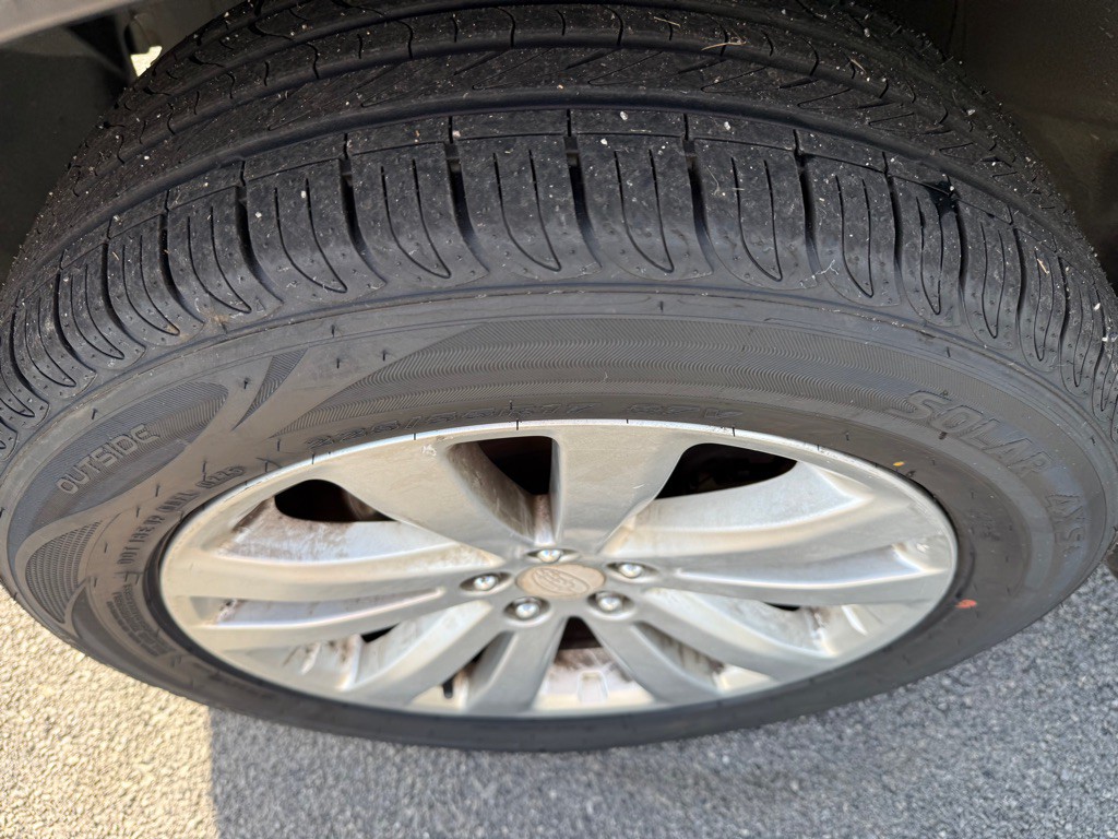 2011 Subaru Forester Image 7