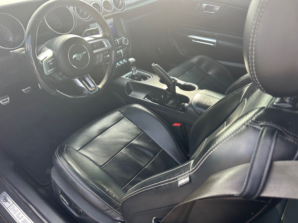 2019 Ford Mustang Image 4