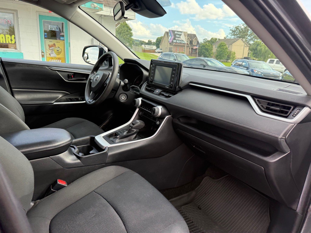 2020 Toyota Rav4 Image 8