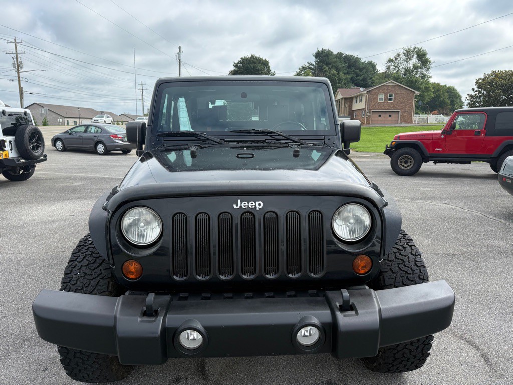 2010 Jeep Wrangler Image 6