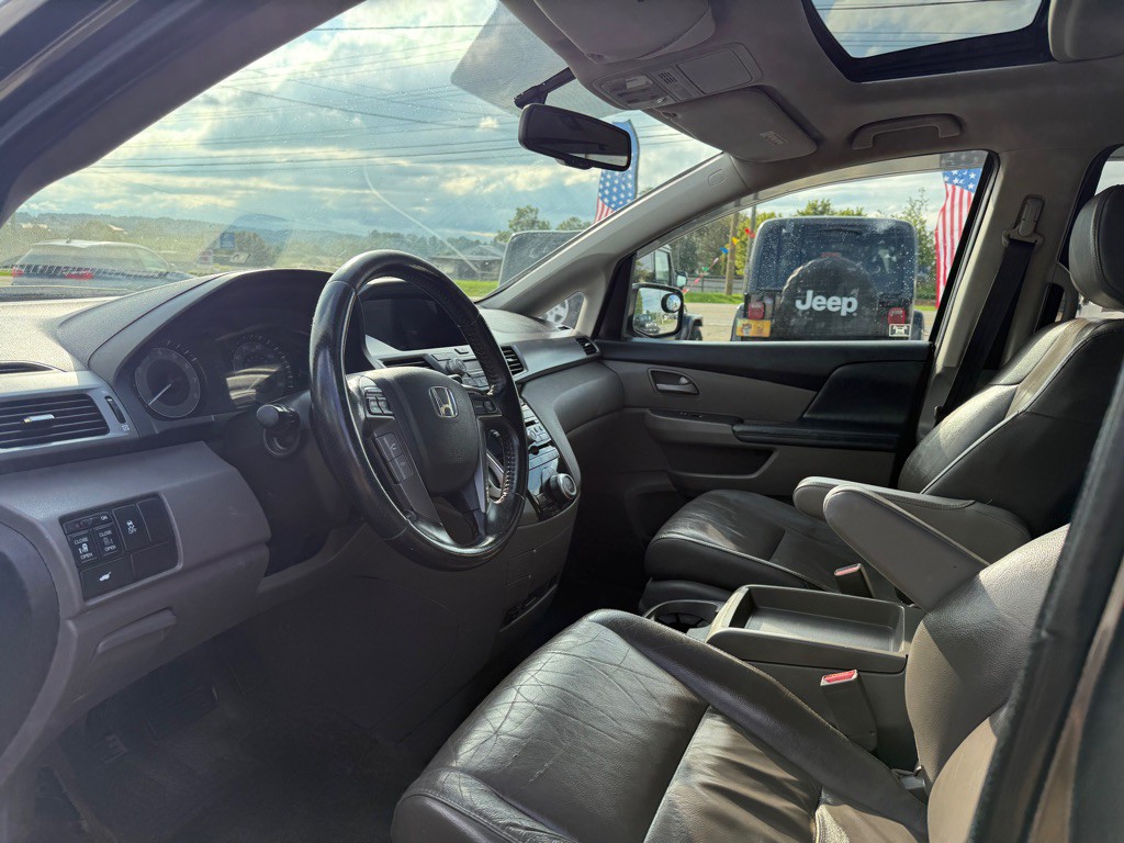 2011 Honda Odyssey Image 7