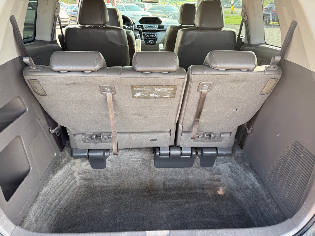 2011 Honda Odyssey Image 10