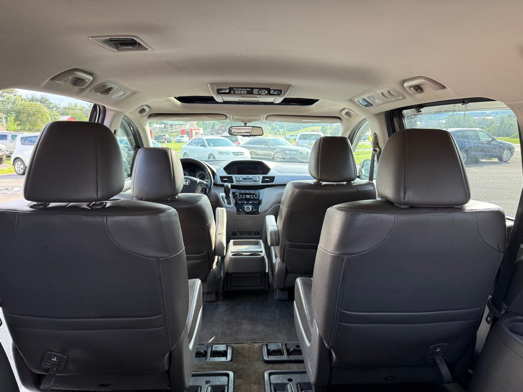 2011 Honda Odyssey Image 11