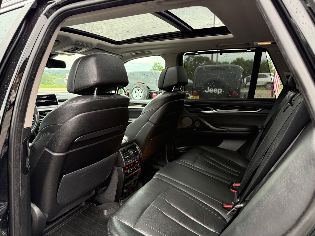 2016 BMW X5 Image 9