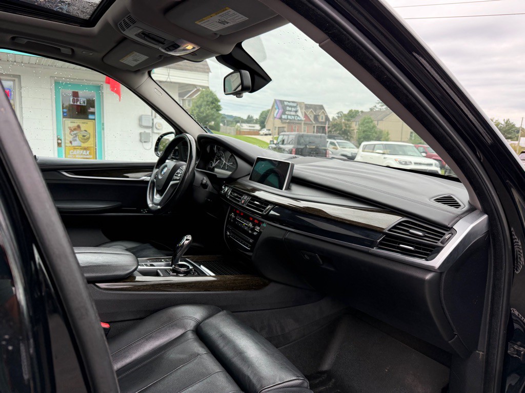 2016 BMW X5 Image 12