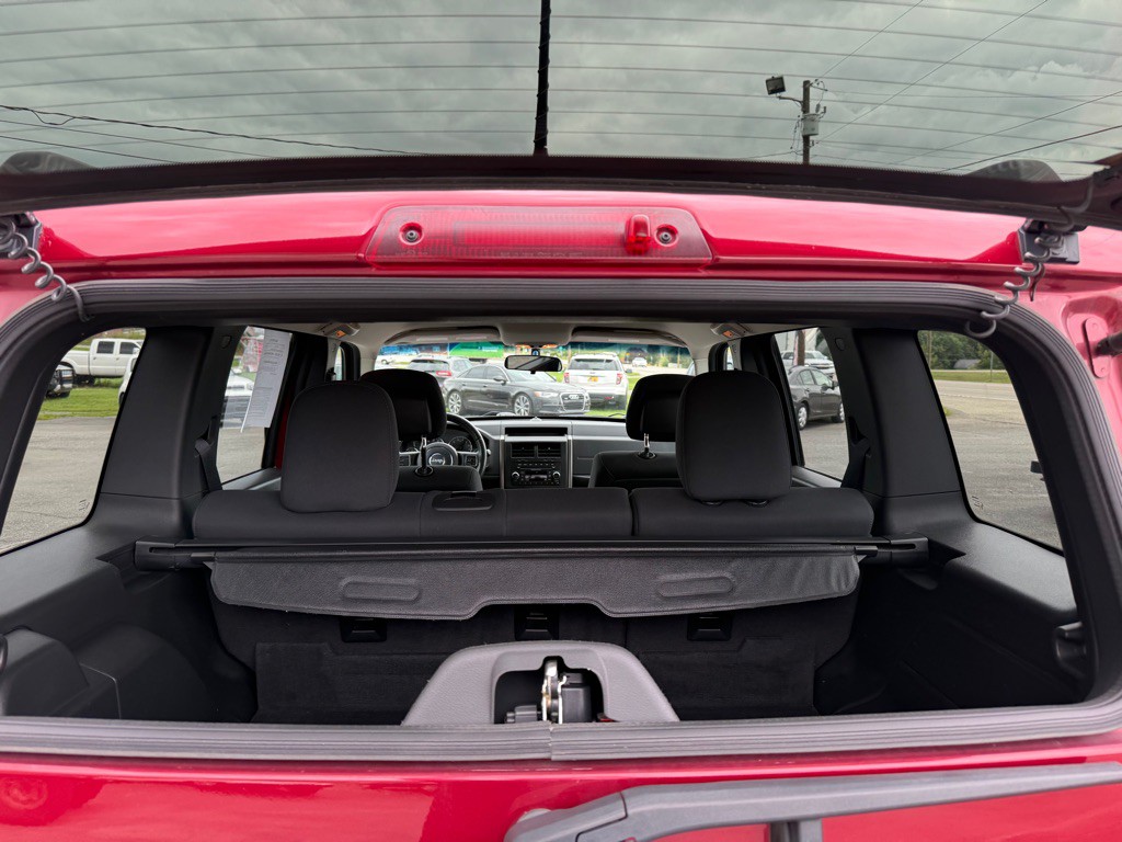 2012 Jeep Liberty Image 11