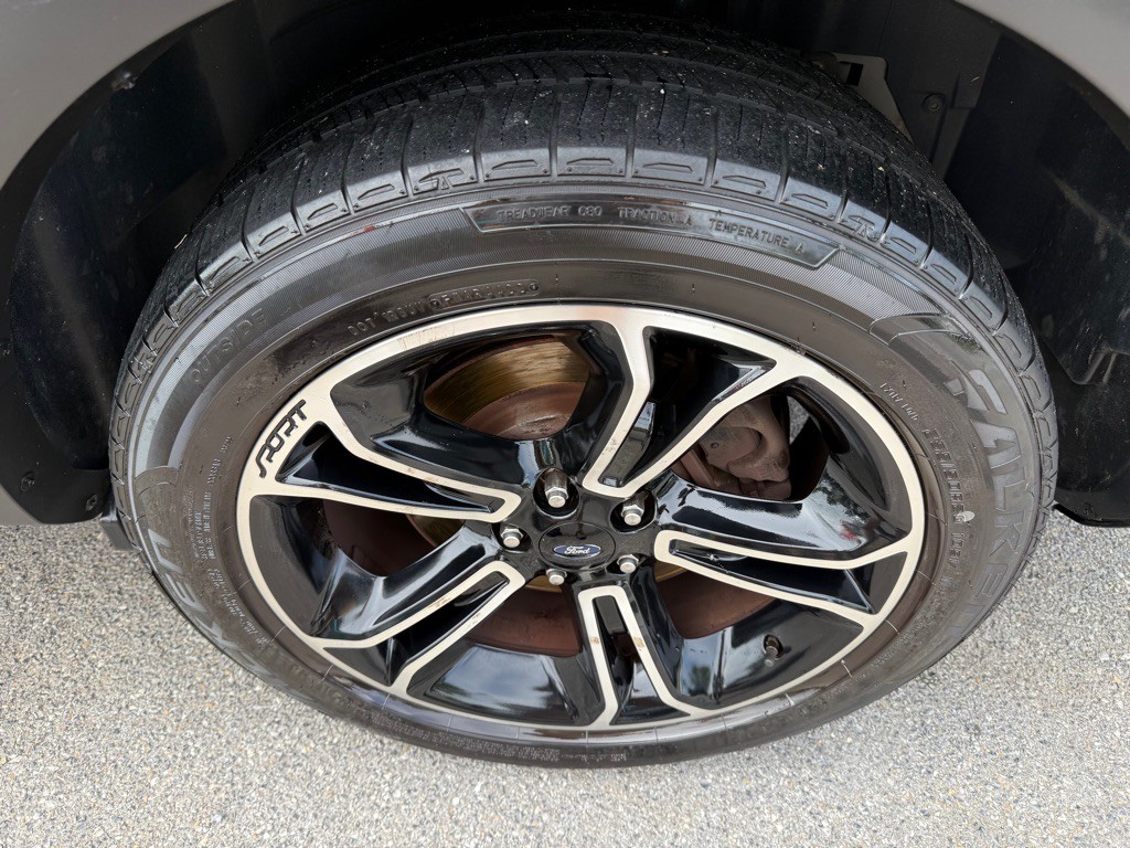 2015 Ford Explorer Image 7
