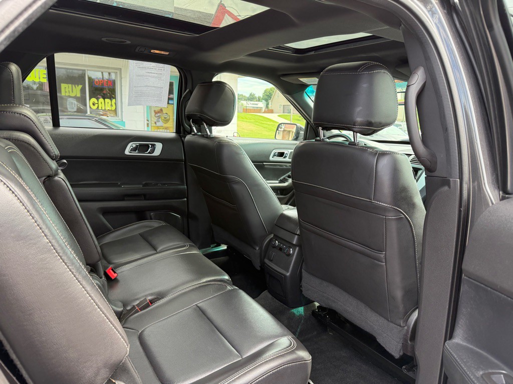 2015 Ford Explorer Image 13