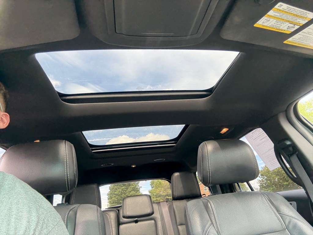 2015 Ford Explorer Image 15