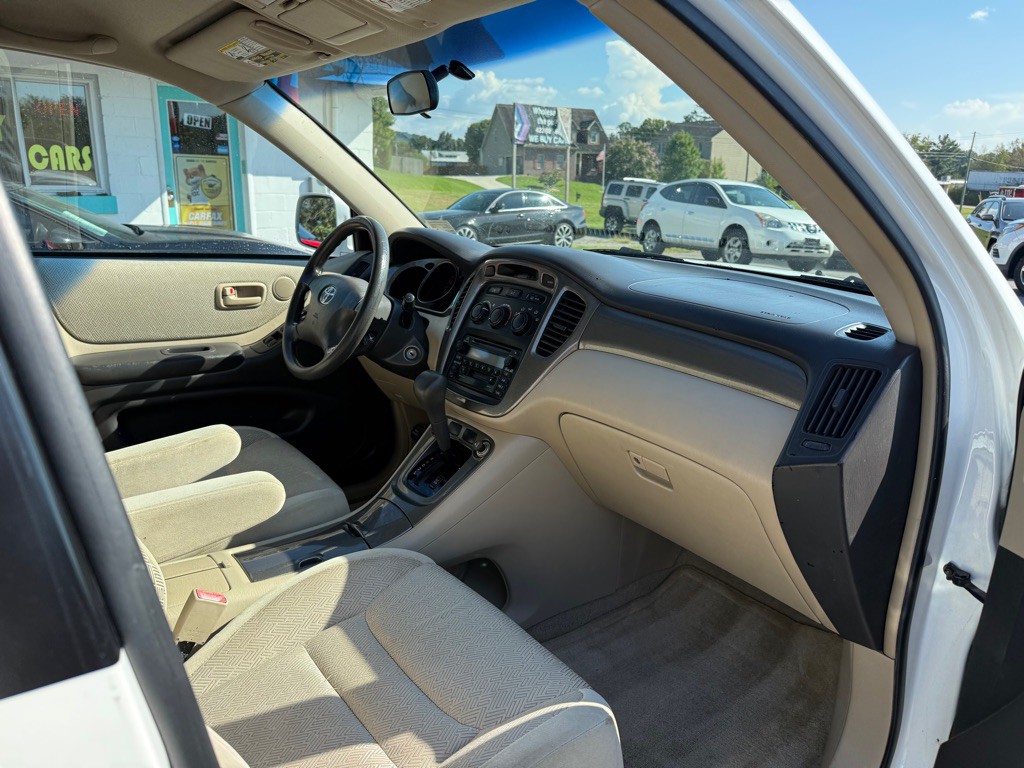 2003 Toyota Highlander Image 11